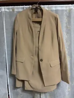 ベージュ スカートスーツ セット
