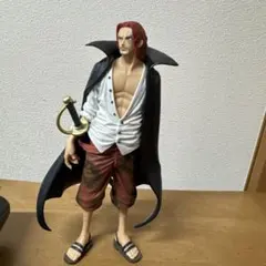 ワンピース シャンクス フィギュアのサムネイル