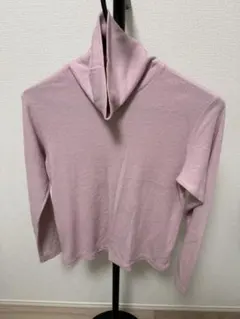 UNIQLO ヒートテック　フリース　ピンク ハイネック Tシャツ S