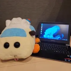 お値下げ中！　美品　薄型　ノートパソコン　軽量　持ち運びに最適！！　Lenovo