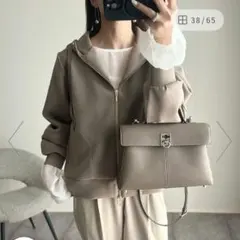 本日限定！【美品】Emma Taylor ダンボールジップアップパーカー モカ