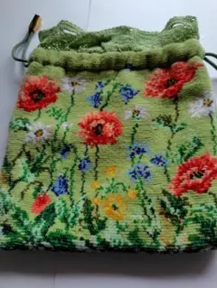 花柄刺繍ポーチ 中型