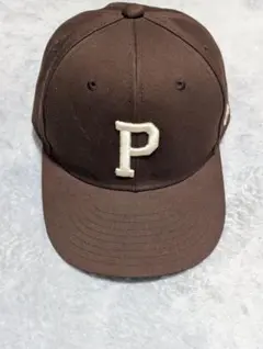 レアNEW ERA ×product キャップPロゴブラウンキャップロローグ