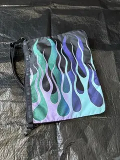 LeSportsac CHALLENGER サコッシュ ファイヤーパターンのサムネイル