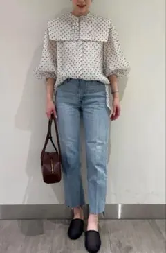 MilaOwen ミラオーウェン　裾段差テーパードデニムパンツ　ブルー