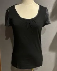 【新品未使用】ブラック 黒 袖シルバー ラメ Tシャツ Mサイズ