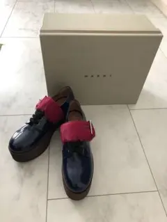 【新品未使用】MARNI(マルニ) 厚底ローファーのサムネイル