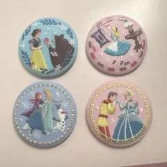 ディズニー 刺繍缶バッジ