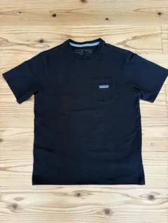 patagonia ブラック Tシャツ XS レギュラーフィット
