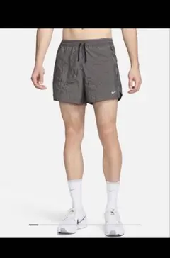 nike ランニングショートパンツ グレー ショーツのサムネイル