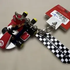 USJ限定　マリオカート　マリオ　キーチェーン　スーパーニンテンドーワールド