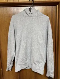 グレー フード付きパーカー