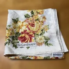 Yves Saint Laurent シルク100% 花柄スカーフ 約84cmのサムネイル
