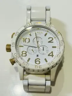 NIXON ホワイト 腕時計　電池新品