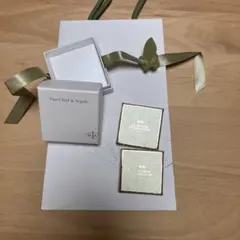 Van Cleef & Arpels ヴァンクリ 空箱　ギフトボックス