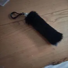 ブラック ファー キーホルダー チャーム