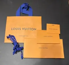 LOUIS VUITTON ショップ袋とカードセット