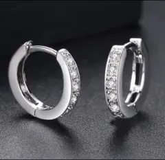 ジルコニアピアス　フープピアス　シルバー　シンプル　夏　プレゼント　メンズ　女性