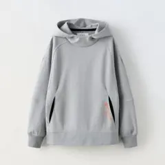 スポーティフーディ ネオン　未使用