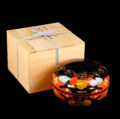 山中塗　道場宗廣作　雲龍和紙張　菊之絵　自画　大棗　松長剛山極め箱　VR6647 山中塗 道場宗廣作 雲龍和紙張 菊之絵 自画 大棗 松長剛