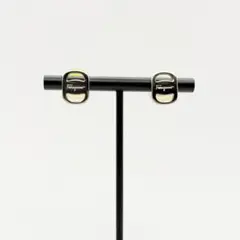 【美品】Salvatore Ferragamo フェラガモ　ピアス　ヴァラ金具