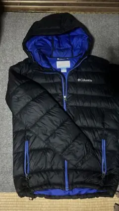 春物 columbia ダウン　ブラック　ブルー