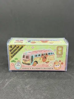 ディズニー トミカ リゾートクルーザー 卯年 2023年 お正月 ディズニーリゾート 新作 トミカ 2023 リゾートクルーザー 新年