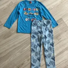 TOMICA トミカ　長袖Tシャツ　長ズボン　パジャマ　セットアップ　100㎝