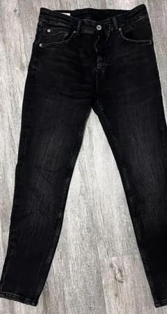 ZARA ブラックデニム
