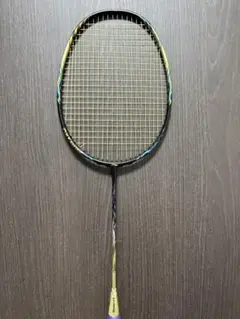 LI-NING　アックスフォース100 4UG5 ケース付き AXFORCE 100（AX100）（バドミントン用・ラケット）の格安通販
