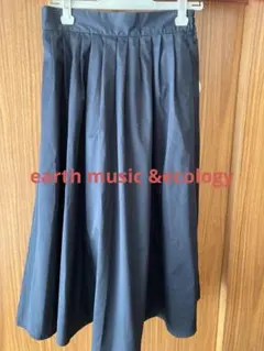 【アース ミュージック＆エコロジー】ロングフレアースカート ギャザースカート黒