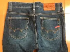 Item thumbnail for item e33a09ea-def6-4b2c-8ae0-bf0ae4b32220