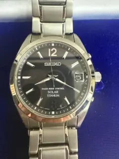 SEIKO ソーラー電波時計 チタン製 とても軽いモデル 稼働品