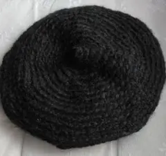 黒いニットベレー帽　ハンドメイド