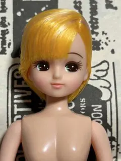 リカちゃんキャッスルリカちゃん　ショート系　イエローヘアー