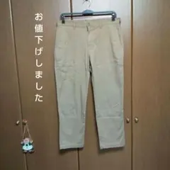 ベージュ チノパン ポケット付き