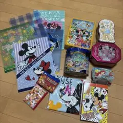 ディズニー グッズ お菓子缶　クリアファイル　ハンドタオル　まとめ売り　新品あり