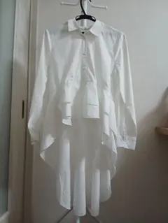 ZARA WOMAN フィッシュテールシャツ ホワイト Sサイズのサムネイル