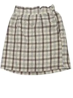 チェック柄スカート