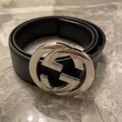 GUCCI ブラックレザーベルト ダブルGロゴ