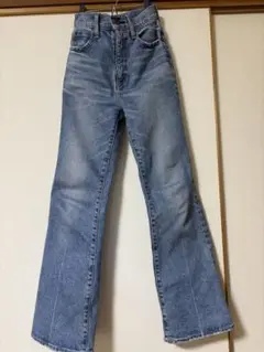 MOUSSY　マウジー　ハイウエスト　リバースフレアデニム　23　極美品　日本製 MOUSSY（マウジー）の「HW Rebirth FLARE（デニムパンツ）」 - WEAR