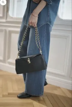 新品、未使用】RORISTELLA ワンハンドルショルダーバッグ - メルカリ