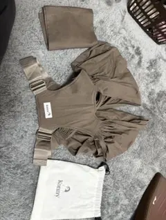 Konny 抱っこ紐 モカ　XS-XL 収納バッグ付き