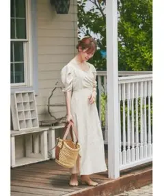 &. NOSTALGIA フリーティングフラワーカシュクールワンピース