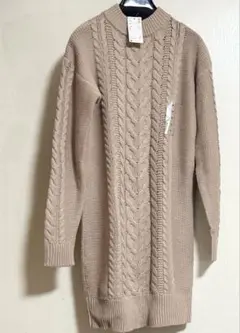 【未使用美品】ユニクロ　ローゲージ　ニットケーブルワンピース　ピンク　M