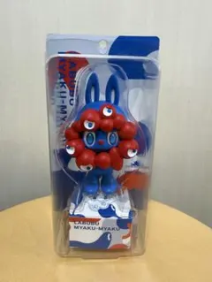 LABUBUのMYAKU-MYAKUフィギュア