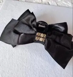ロゴ入りサテンリボン　可愛いヘアクリップ 11cm