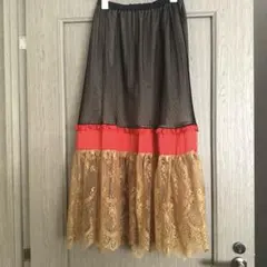 GU×UNDERCOVER フレアスカート S 黒 赤