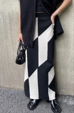 AIC.ランダムパターンニットロングスカート