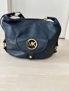 【MICHEAL KORS】ネイビーのショルダーバッグ 本革